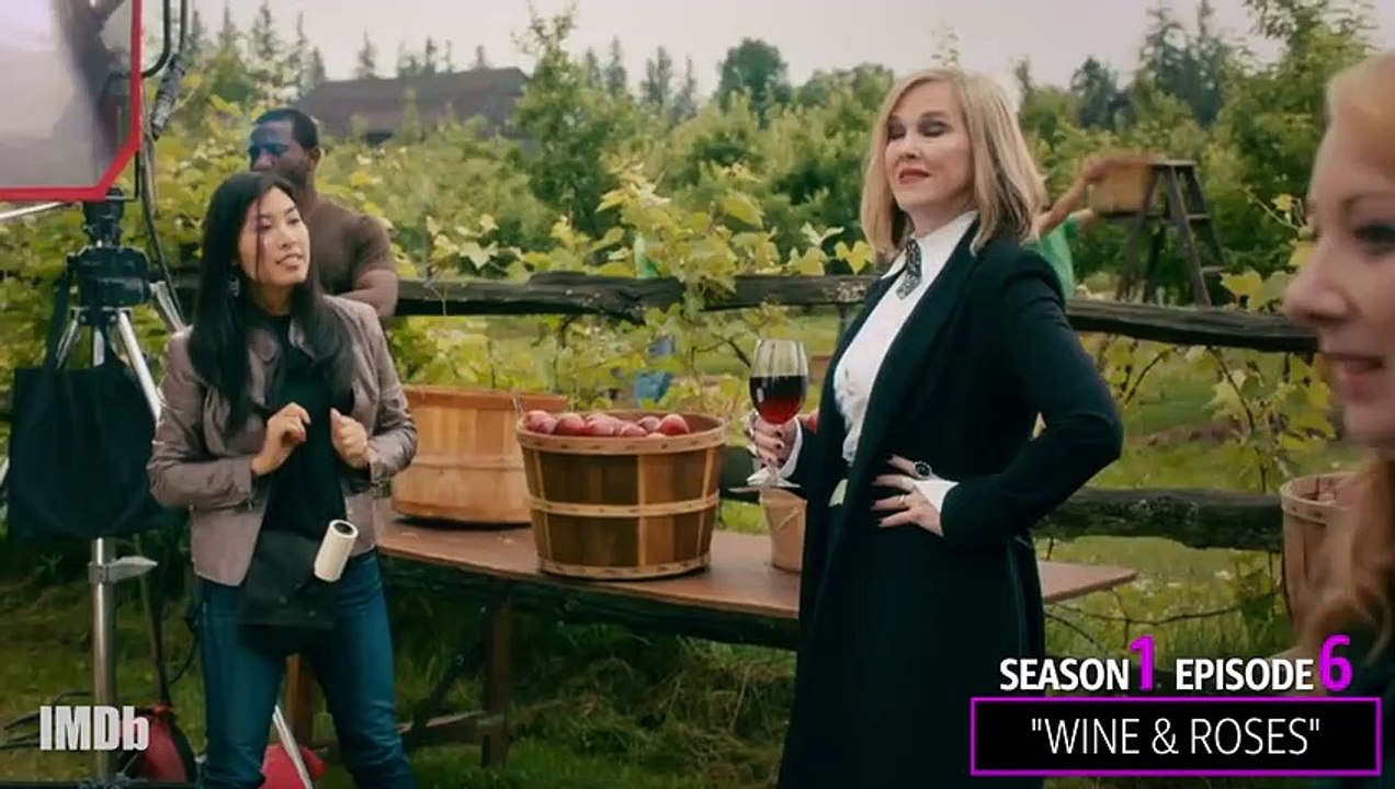 5 "Schitt's Creek" Episodes Guaranteed to Get You Hooked