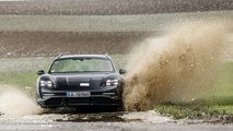 Porsche Taycan Cross Turismo : premières images pour le break baroudeur 100% électrique