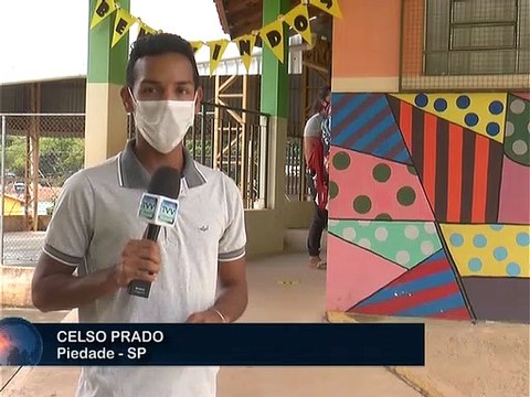 TV Votorantim - Celso Prado - Secretário de educação do estado visita Piedade - Edit: Werinton Kermes
