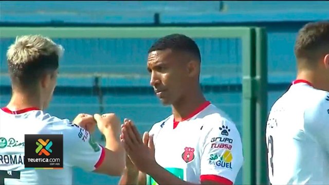 td7-alajuelense-sigue-como-unico-invicto-en-el-torneo-220221