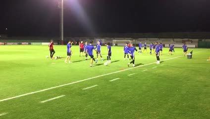 بالفيديو.. أول تدريب لمنتخب الإمارات بقيادة يوفانوفيتش