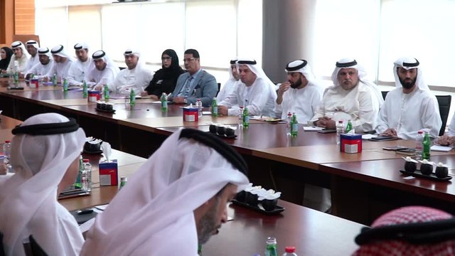 بالفيديو.. تاكسي دبي ينقل مليار راكب خلال 25 سنة