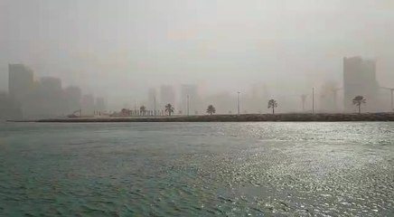 بالفيديو.. هطول أمطار على دبي وأبوظبي