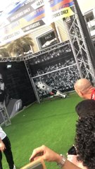 بالفيديو: زيارة محمد صلاح إلى دبي مول استغرقت ساعة ونصف