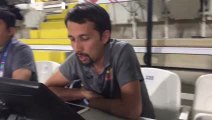 صحافي أوزبكي ينقل كرة القدم   إلى واقع جديد عبر «مباشر إنستغرام»