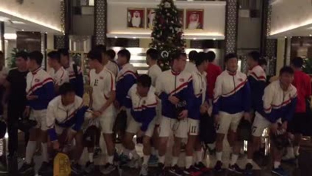 شاهد بالفيديو وصول منتخب كوريا الشمالية لمقر إقامته في عجمان