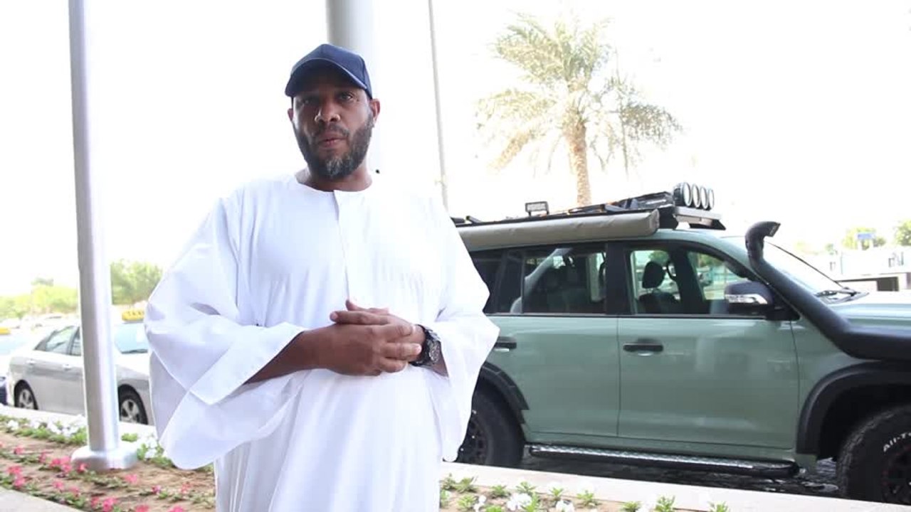 بالفيديو .. رحالة يقطع أكثر من 3000 كيلو بالسيارة لحضور الكلاسيكو السوداني