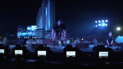 بالفيديو.. دبي تتوج الممثل العالمي بيورنسون كأقوى رجل في العالم