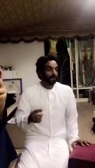 بالفيديو.. عيناوي يهدي حارس "الزعيم" هدية غير متوقعة