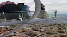 ​بالفيديو والصور ...«جبل جيس فلايت»..سياحة على ارتفاع 1680 مترا في رأس الخيمة
