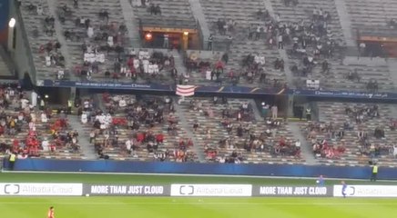 بالفيديو.. جماهير الزمالك المصري تساند الجزيرة في المدرجات