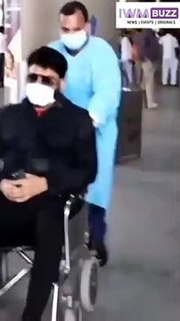 OMG Kapil Sharma caught on camera in a wheelchair lashes out on paparazzi