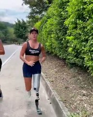 Daniella Álvarez trota sola por primera vez