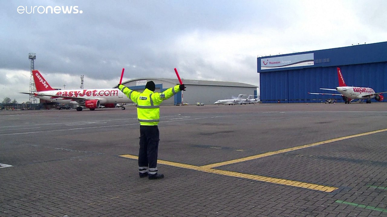 Bald reisefreiheit? flugbuchungen schnellen in die höhe