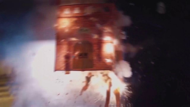 Attaque de la « cité-papier » avec des pétards à Anhai dans le Fujian 福建安海攻炮城