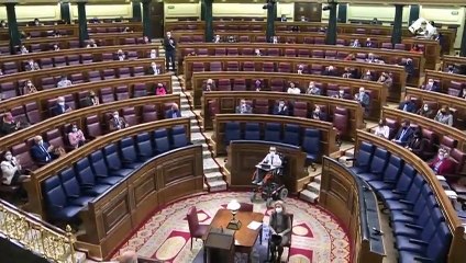 Leen en el Congreso los nombres de las 1.081 asesinadas por violencia machista en respuesta a Ley Intrafamiliar de Vox