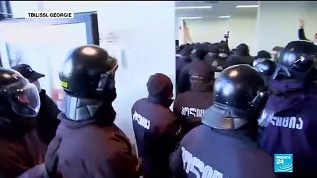 Géorgie : des milliers de manifestants après l’arrestation de l’opposant Nika Melia