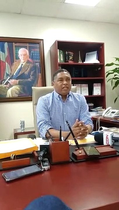 Senador denuncia gobierno viola Ley de Presupuesto con partidas a organizaciones políticas
