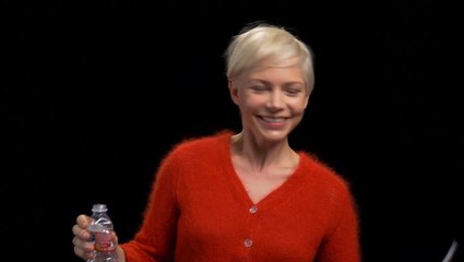 Amy Adams, Greta Gerwig, & Michelle Williams Recreate Shampoo