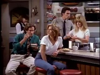 Wings - Se5 - Ep3 - Bye-Bye, Bunny HD Watch