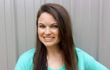 How Lindsey Ralston Feeds Her Family of 5 on $100 a Week While Saving for 'Big Goals'