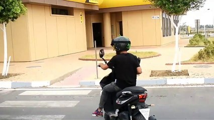 Clip 'zaki Boulahia' cabrage moto Alger 2020_HD