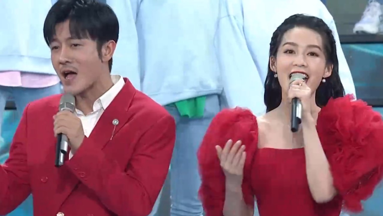 金晨 杨幂 李沁等合唱《燃烧的雪花》 一同期待2022年北京冬奥会！