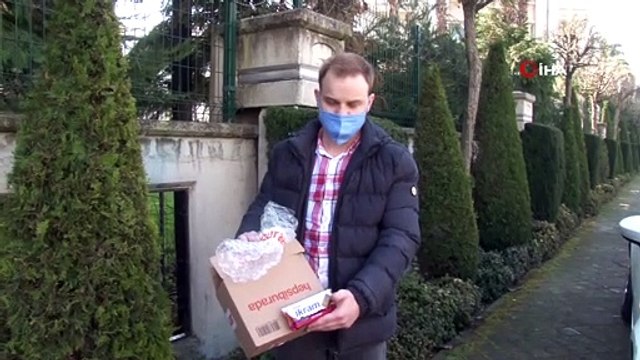 İnternetten telefon sipariş verdi, kargodan bisküvi çıktı
