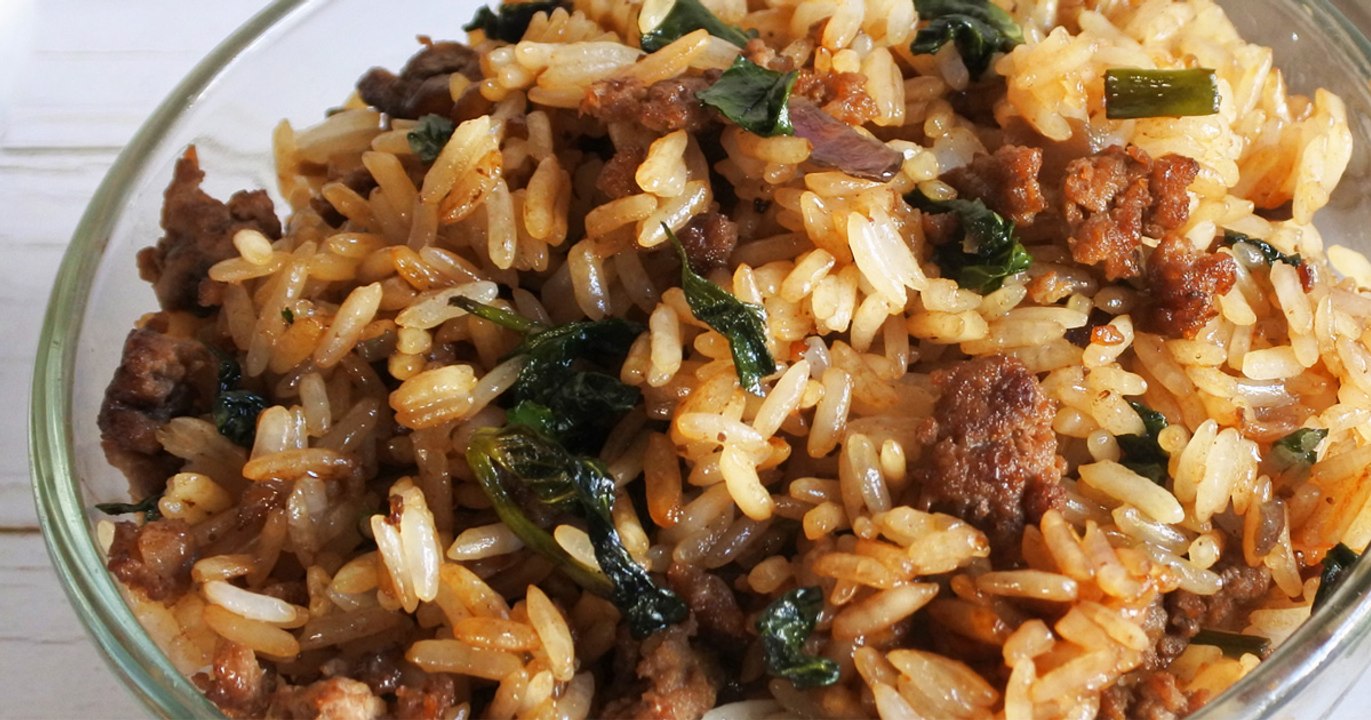 Chowking-Style Pork Chao Fan Rice Recipe | Yummy PH