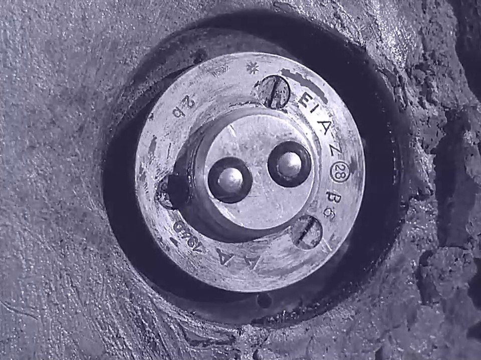 Techniques of Bomb Disposal (1942)