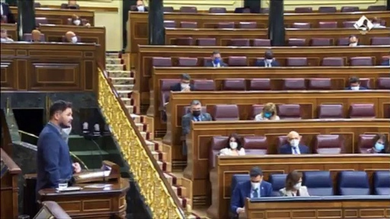 Rufián: "Hoy el golpismo lo tiene más fácil que hace 40 años. Estamos a un rato de que haya medios y partidos que digan que Franco era un influencer de entreguerras"