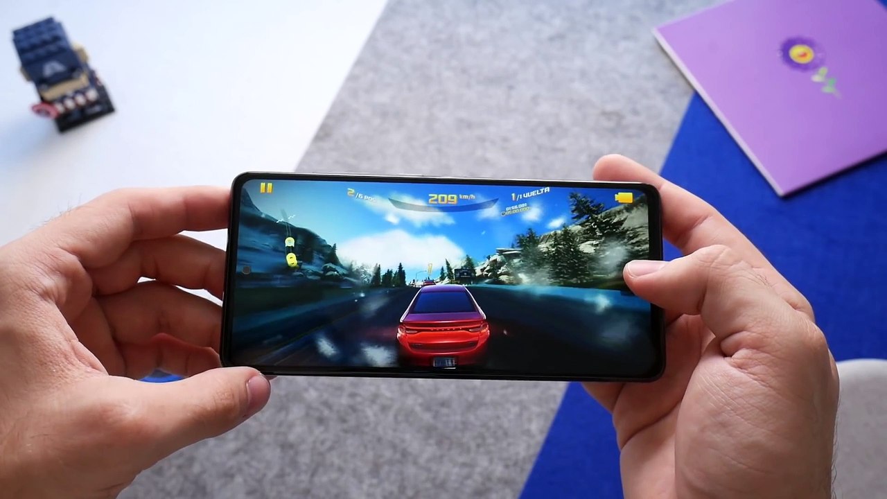 Samsung Galaxy S20 FE ANÁLISIS tras primera toma de contacto - "Si fuese MÁS BARATO..."