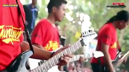 Hitam duniamu putih cintaku