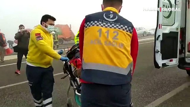 Tekirdağ'da sisten göz gözü görmedi, araçlar birbirine girdi