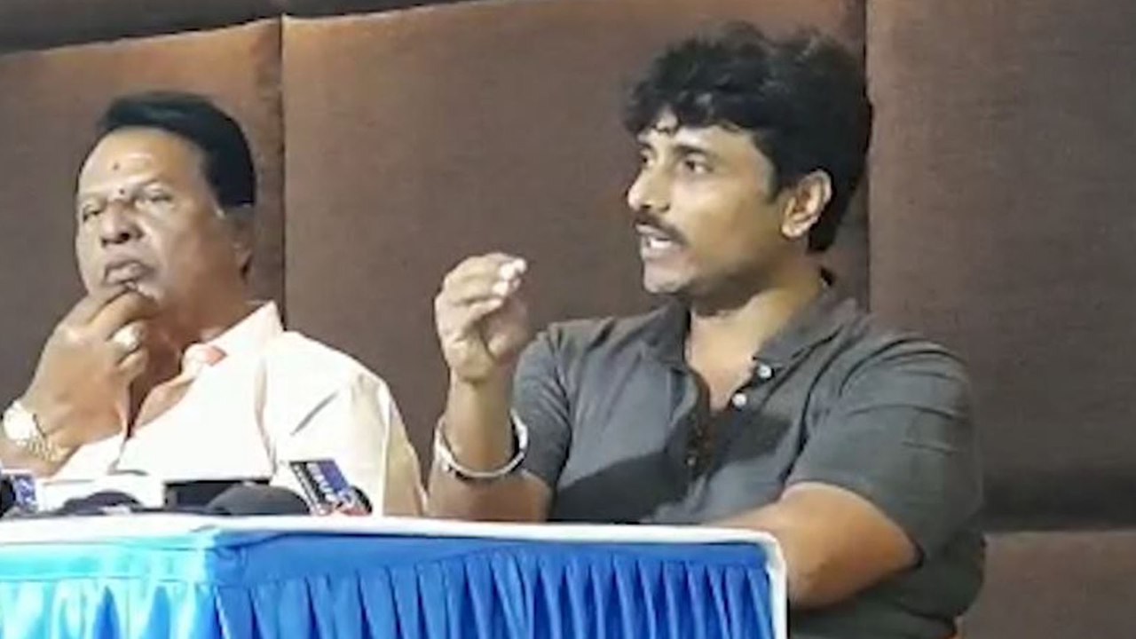 ದರ್ಶನ್ ಅಭಿಮಾನಿಗಳು ಮಾಡಿದ್ದು ತಪ್ಪು ಎಂದ ಐರಾವತ ನಿರ್ಮಾಪಕ | Darshan | Filmibeat Kannada