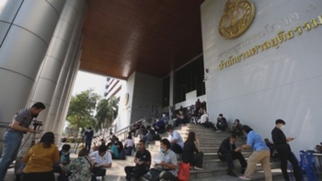 Condenan a cárcel a 3 ministros tailandeses por su papel en protestas en 2013