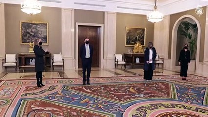 Letizia recupera su vestido `confetti ´ en una jornada de empoderamiento femenino