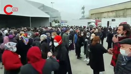 Erdoğan'ın da katıldığı kongrede skandal görüntüler