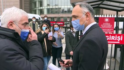 Três cúmplices de Carlos Ghosn são condenados