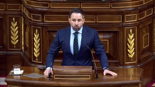 El ultraderechista Abascal advierte a Sánchez: ¿No nos toma en serio? Pues mejor, porque le pillaremos desprevenido