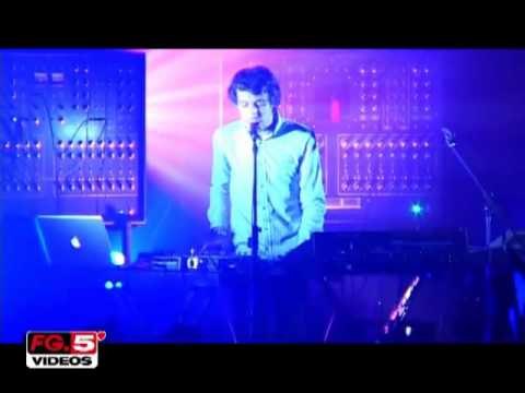 YUKSEK : INTERVIEW & DJ SET@TRABENDO AVEC RADIO FG