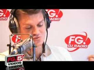 YELLE EN INTERVIEW CHEZ  RADIO FG