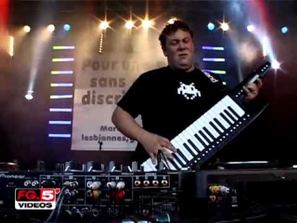 JOACHIM GARRAUD | LIVE @ LA MARCHE DES FIERTES 2008 | RADIO FG