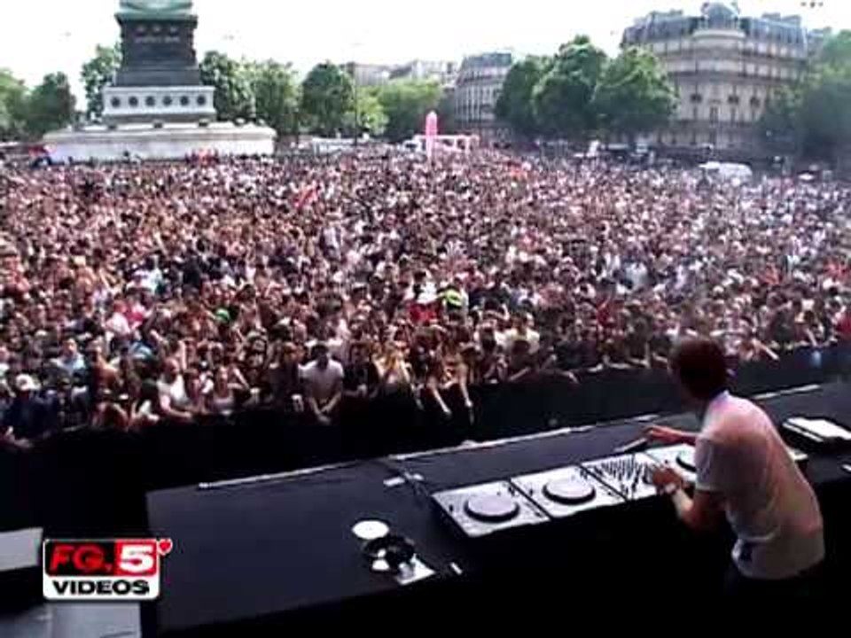 MARTIN SOLVEIG : LIVE @ LA MARCHE DES FIERTES 2008 RADIO FG