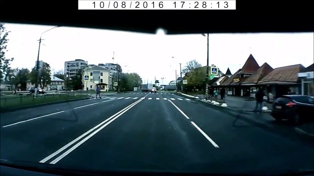 Voilà un bon moyen pour que les automobiliste s'arrêtent au passage piétons !