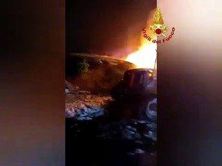 Sabaudia (LT) - A fuoco un'azienda agricola (24.02.21)