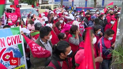 El MAS dice que visita de Evo a El Alto ayudó a sumar votos, desde Jallalla lo recriminan