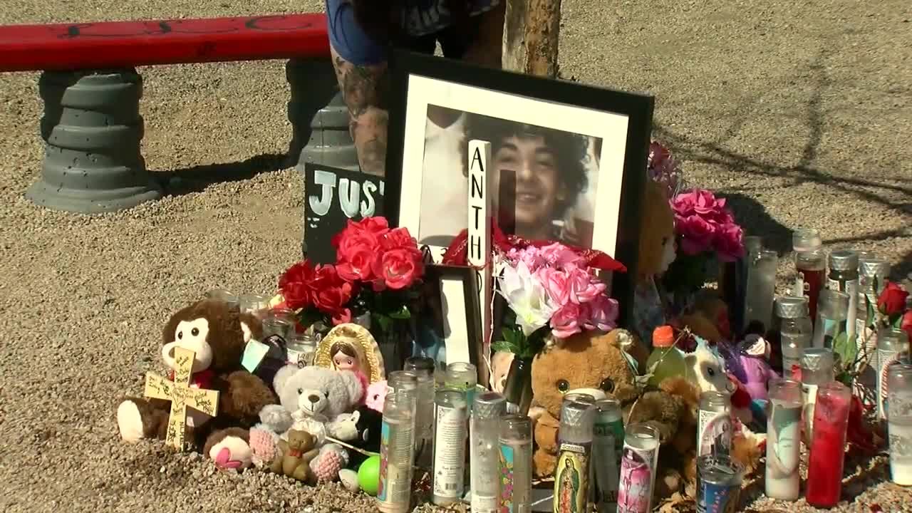 Family calls for transparency in teen's death a...