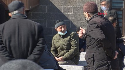 'Maske 2022'nin başına kadar hayatımızda olacak'