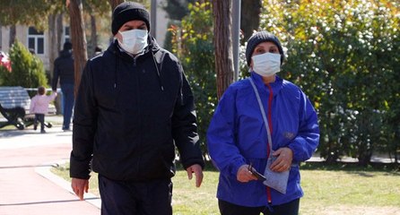 Uzman isim açıkladı: Maske o tarihe kadar hayatımızda olacak